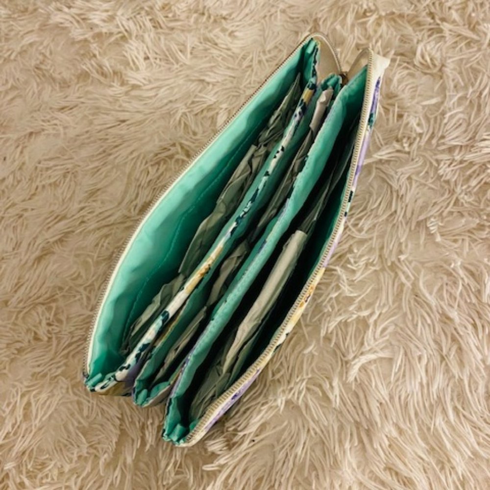 Kestrel Large Floral Clutch - Picture 4 of 4